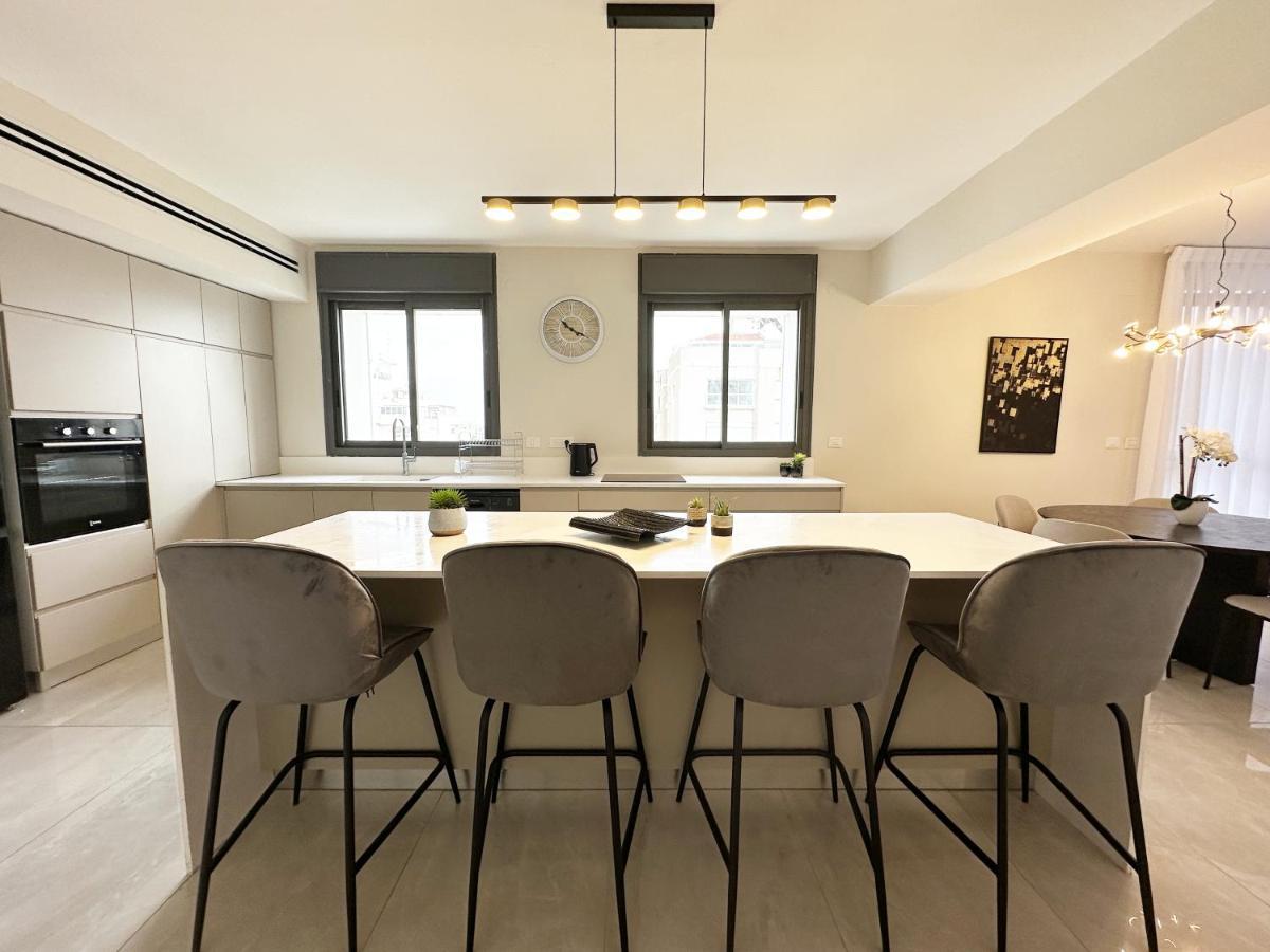 Mini Penthouse Near The Beach Netanya Extérieur photo